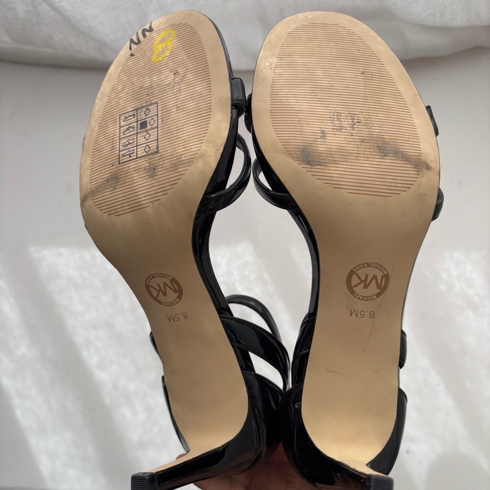 Micheal Kors‎ Kimberly Patent Leather Sandal Sz 8.5M - Picture 7 of 8